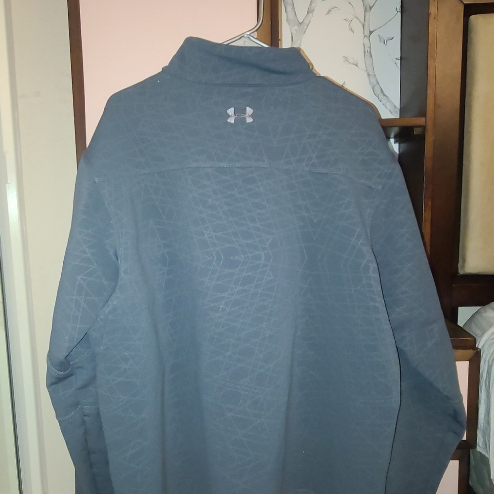 Under Armour Jacket - Picture 2 of 4